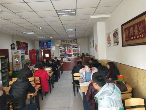 回民區(qū)食藥監(jiān)局攸攸板食藥所組織轄區(qū)餐飲服務(wù)單位開(kāi)展食品安全培訓(xùn)